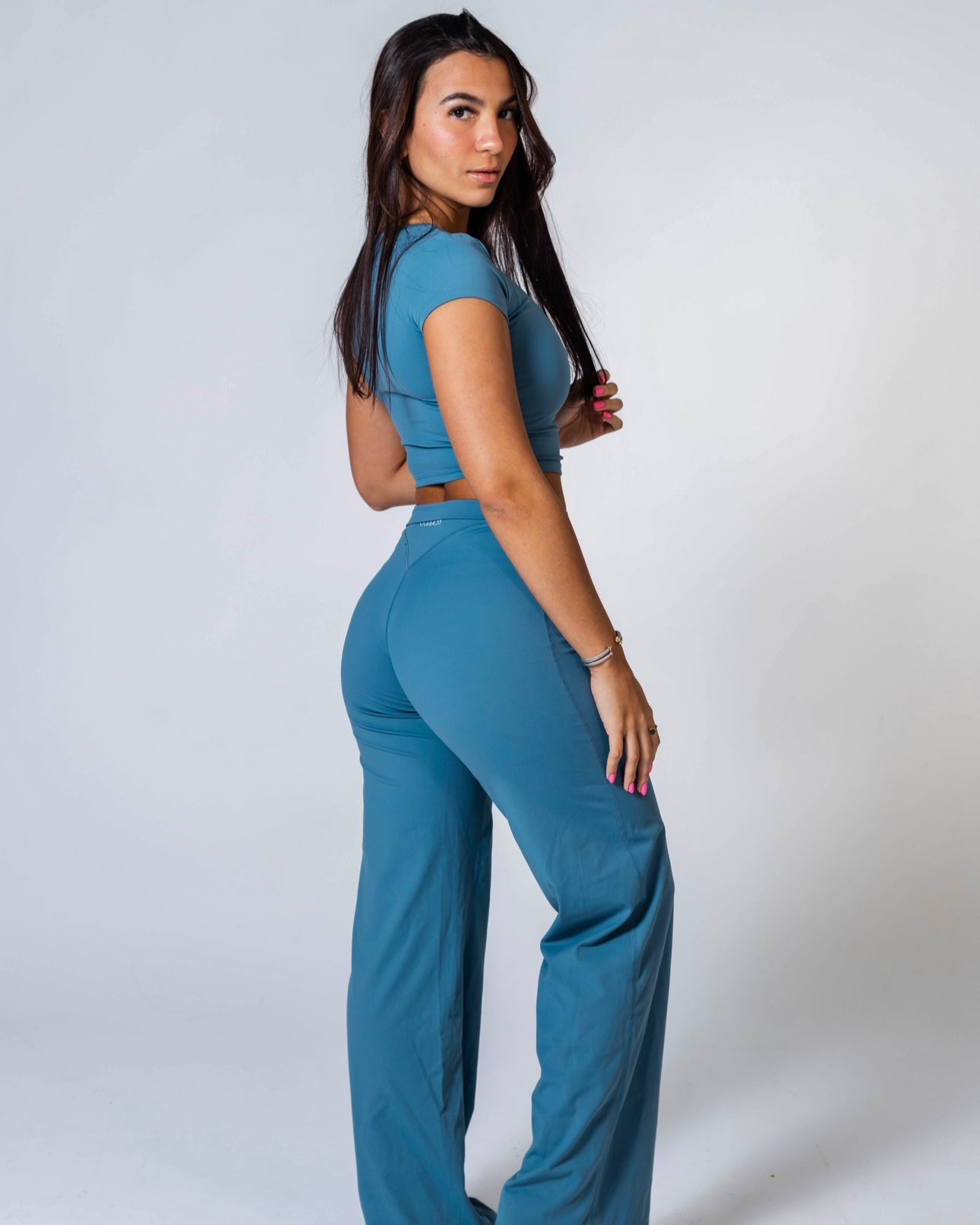 Silhouette Straight Leg Pants